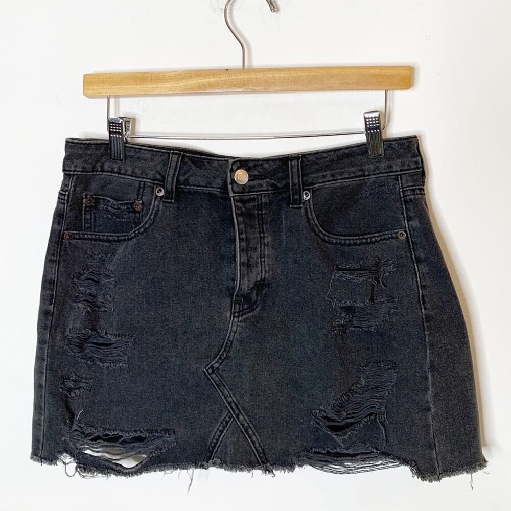 SZ 8 American Eagle Black Distressed Denim Mini Skirt Jean Skirt Women's